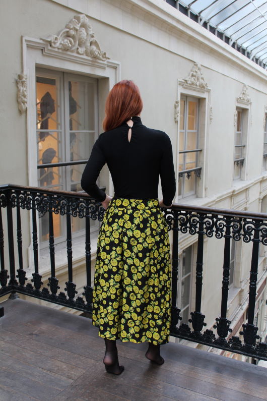 2021-11/jupe-culotte-kiana-julie-laurent-made-in-france-jaune-et-noir-soie-2-