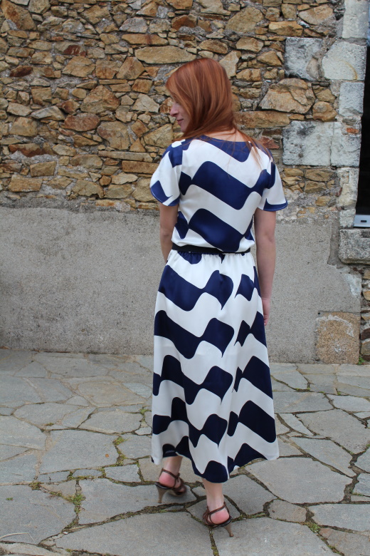 2022-05/robe-soie-bleu-blanc-robe-seta-julie-laurent-made-in-france-mode-ethique-2-