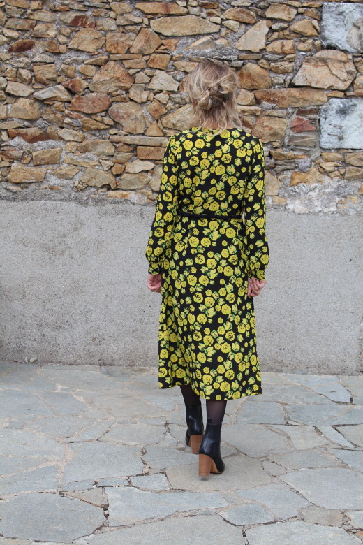 2022-11/robe-josephine-b-1-