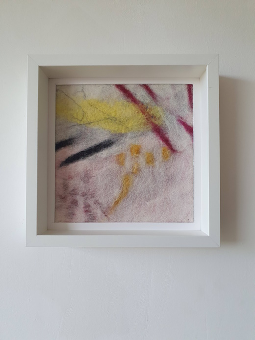 2025-11/bariole-tableau-en-laine-feutree-julie-laurent-artisanat-1-