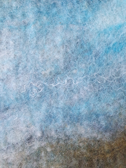 2025-11/tableau-de-laine-on-va-a-la-mer-julie-laurent-art-1-